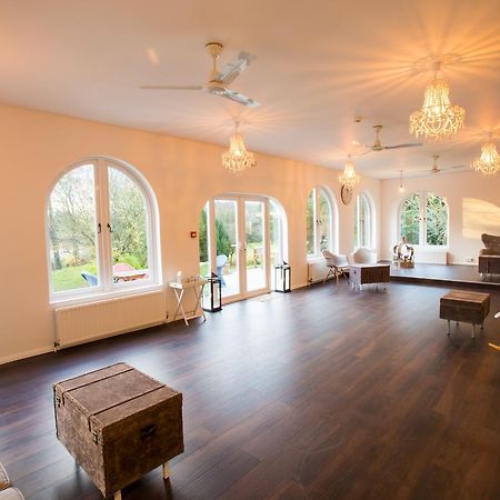 Gray Manor Hotel Cholderton Buitenkant foto