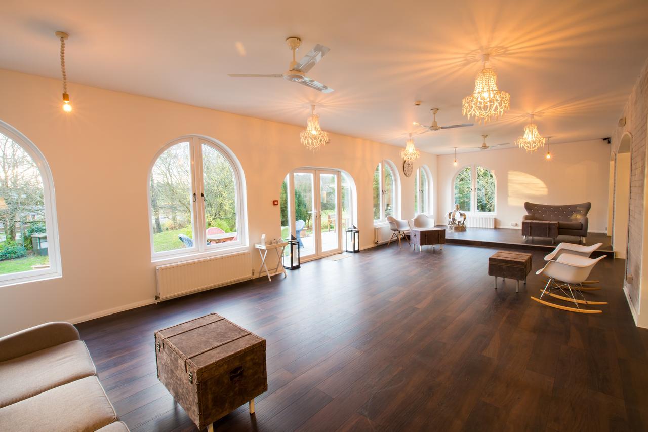 Gray Manor Hotel Cholderton Buitenkant foto